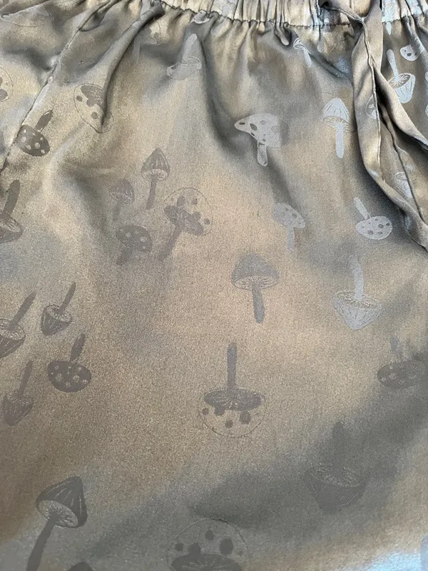 EARTHBOUND Olive Green Satin Joggers with Mushroom print Size Small - Image 3