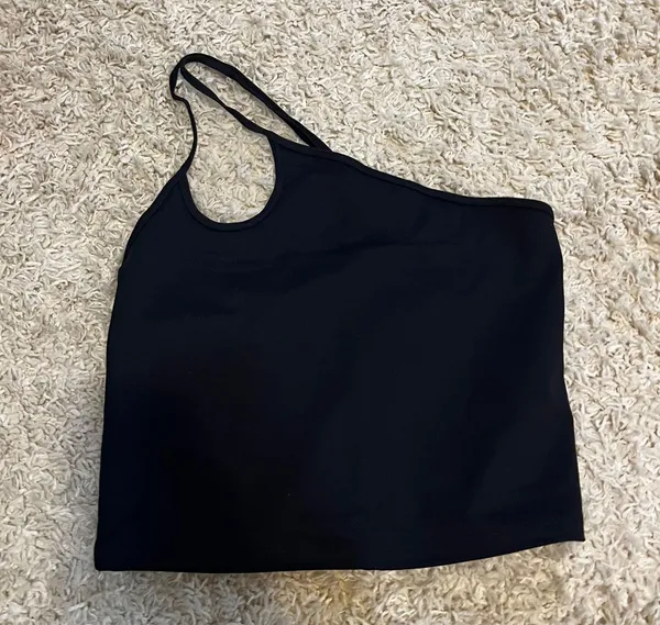 Abercrombie Black One Side Tank Size Medium - Image 2