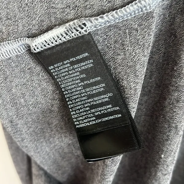 The North Face Gray Lightweight T-Shirt Athleisure Neutral Women's Medium - Image 6