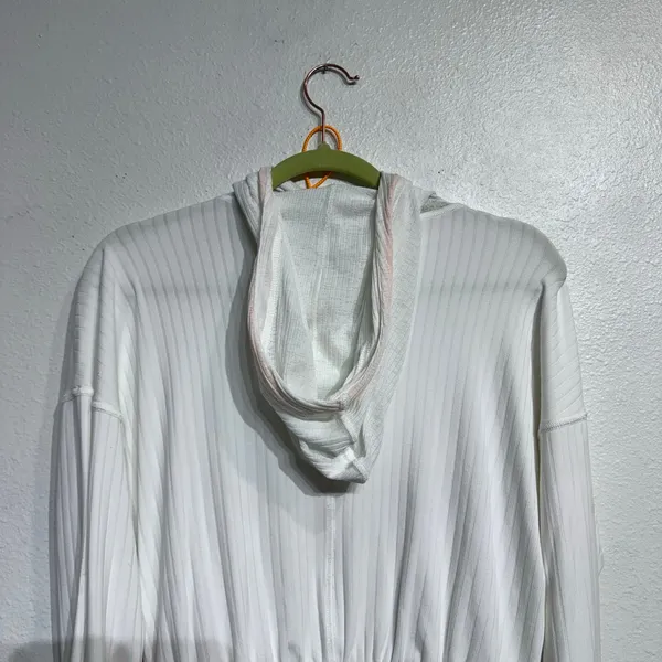 Free People Movement White Ribbed Hoodie Pullover Cropped Top Sz S NWT - Image 9