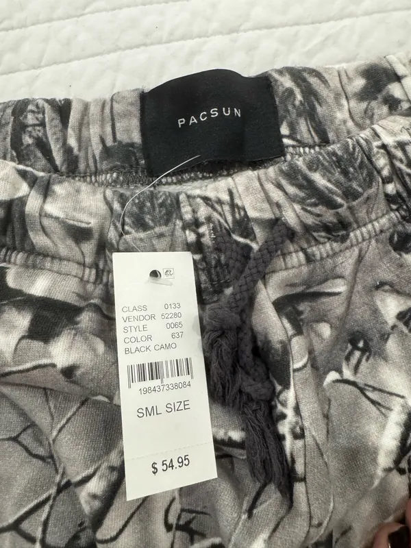 Small Pacsun Men’s camo sweatpants NWT - Image 2
