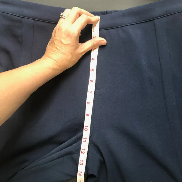 H by Halston NWOT 14 Navy Blue Cropped dress pants - Image 7