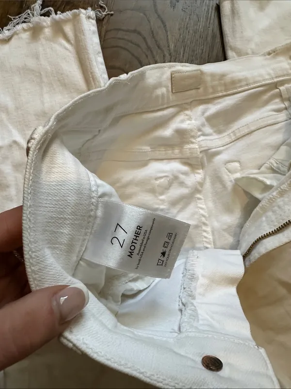 Mother The Hustler Ankle Fray High-Rise White Cropped Flare Jeans - Image 7