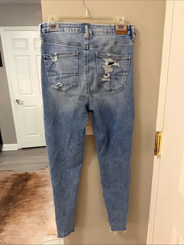 American Eagle Forever Soft Super Hi-Rise Distressed Jeggings Size 8R - Image 7