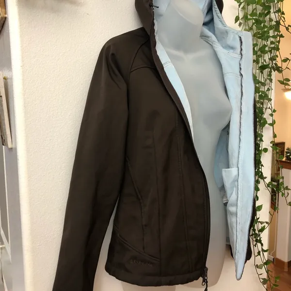 Columbia Women’s jacket - Image 3