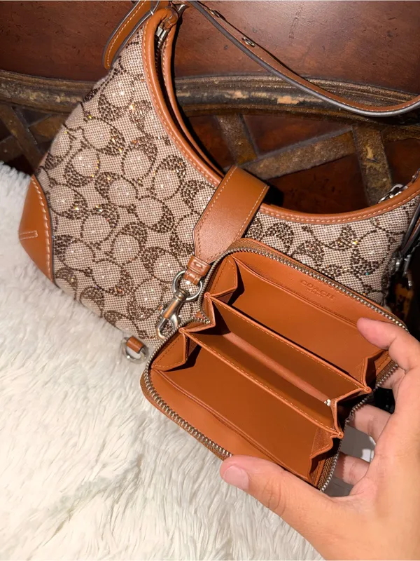 Coach Hampton Hobo jacquard Shoulder Bag - Image 11