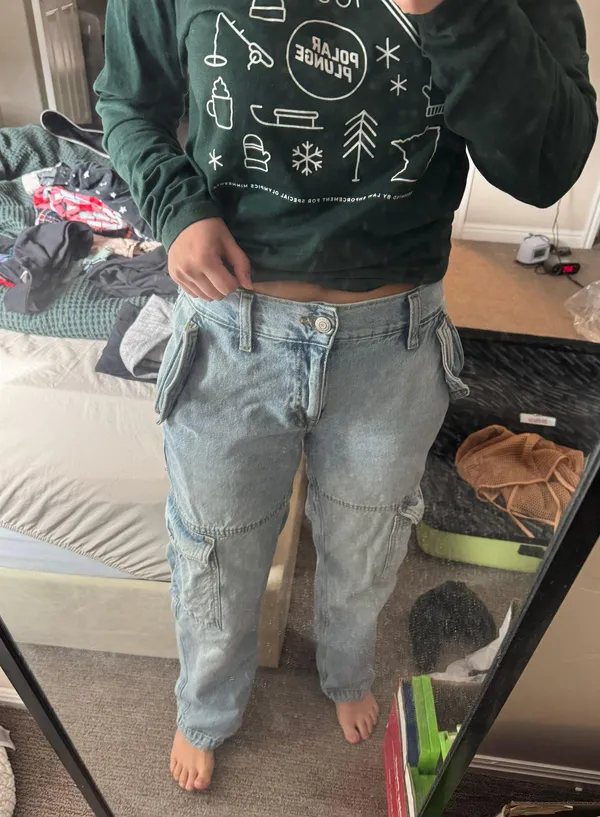 Aeropostale Baggy Cargo Jeans - Image 4