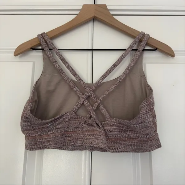 Lululemon Energy Bra in Arrow Jacquard Antique Bark Copper Coil sports Strappy - Image 4