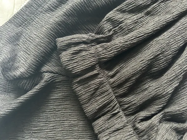 H&M Crepe Shorts - Image 2