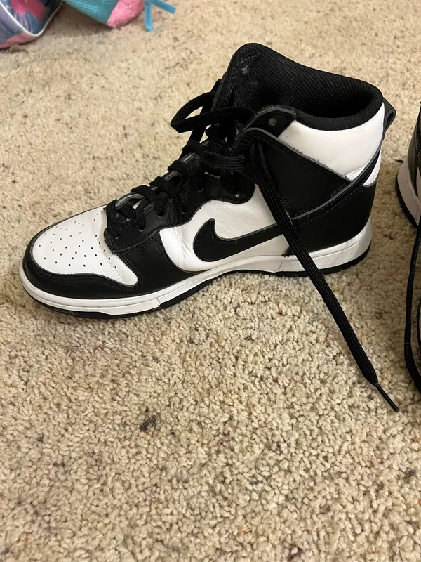 Nike Jordan panda high top size 8 women’s  - Image 5