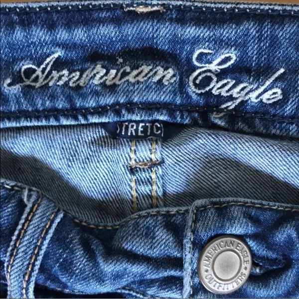 American Eagle Classic Blue Skinny Jeans with Stretch Fit - Image 5