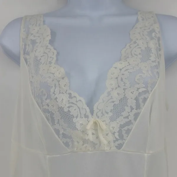 Vtg Lingerie Ivory Lace Trim Slip Dress Sz M Nightgown Coquette Fairy Cottage - Image 8