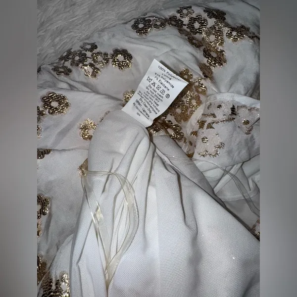 NWOT House of CB Caprina Embroidered Floral Trumpet Gown Sz M - Image 10