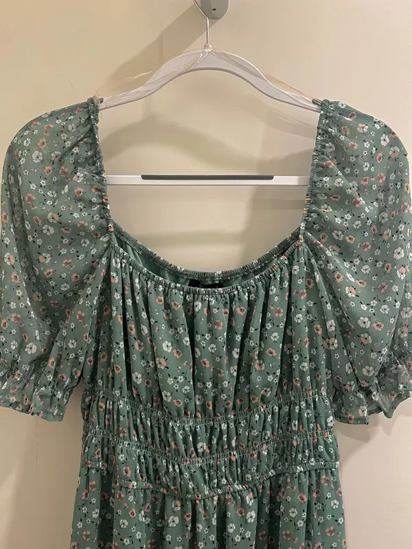Trixxi Green Floral Dress - Image 3