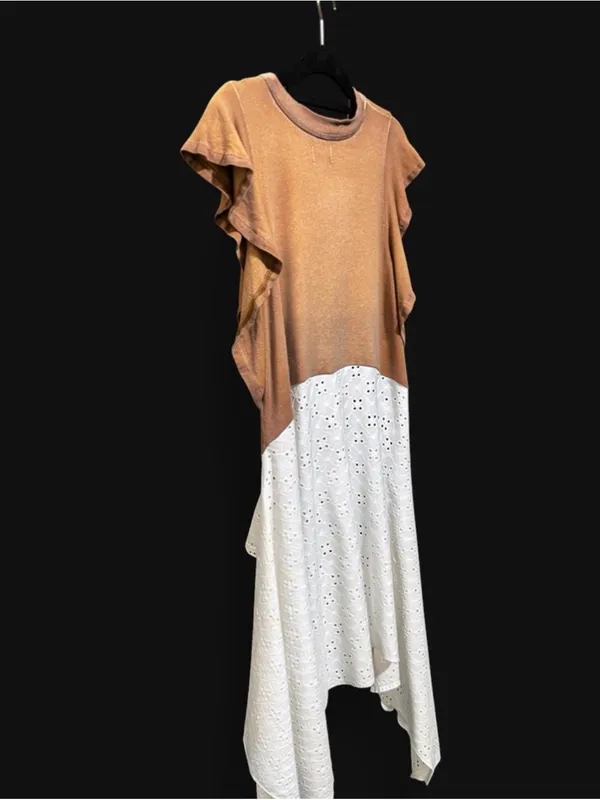 Brown Lainey Wilson High-Low Tunic with White Eyelet Trim - Image 2