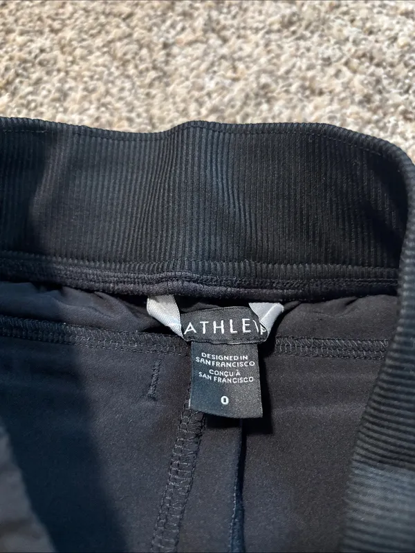 Athleta Brooklyn Pant size 0 - Image 3
