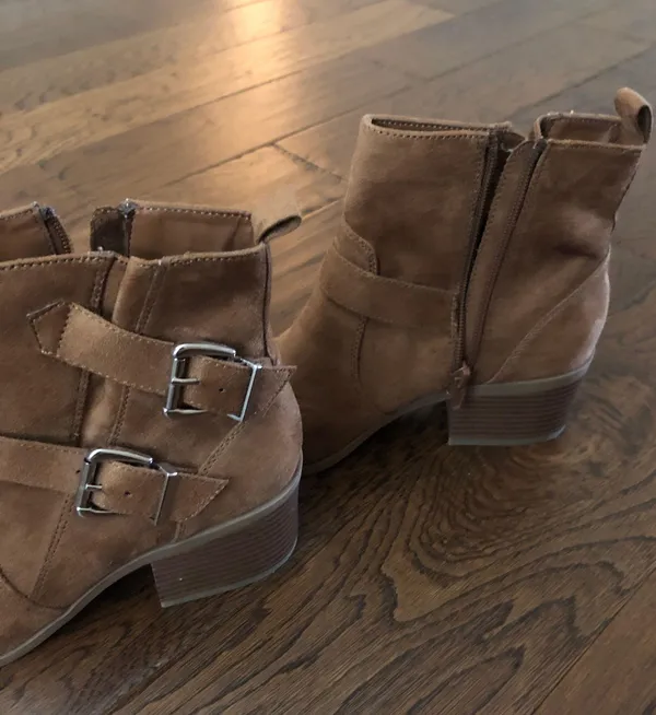 Forever 21 Suede Brown Heel Booties - Image 2