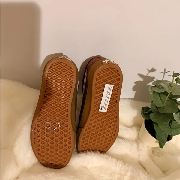 Vans Women’s Sneakers in Brown and White - Image 5