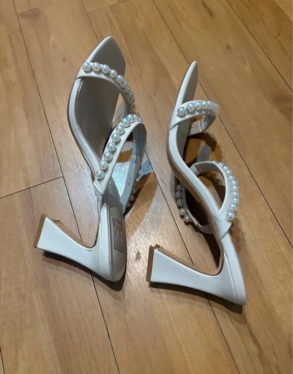 Dolce Vita Pearl Embellished Slip-On Square Toe Cream Colored Heels - Image 5