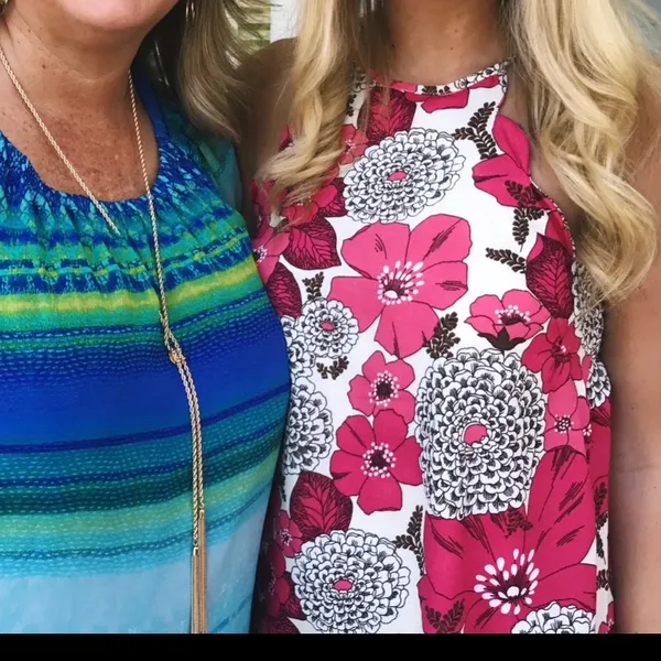 Entro Scalloped Vibrant Pink Floral Dress - Image 2