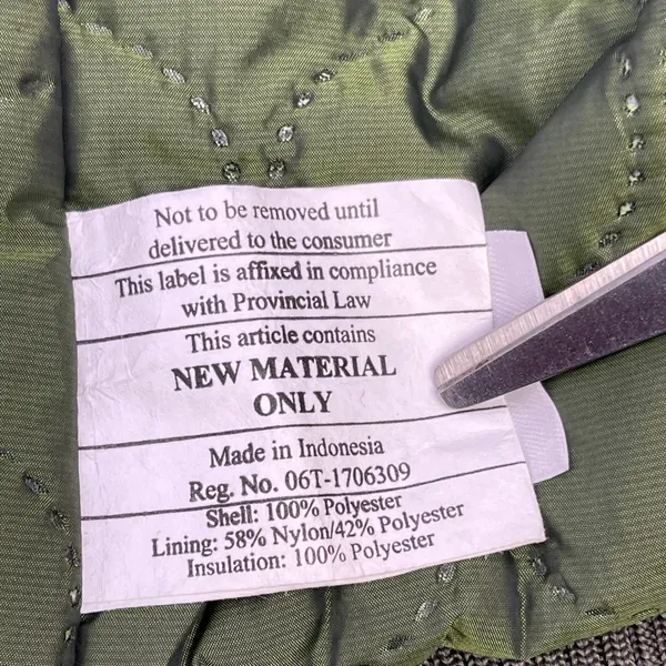 Under Armour Women Realtree Camo Puffer Vest Size M Outdoor Utility Nature Woods - Image 14
