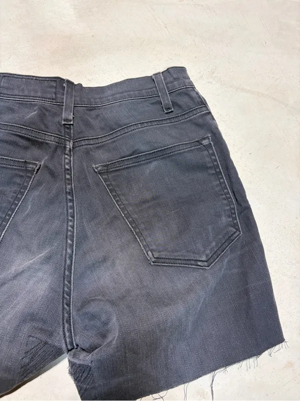 imogene + willie Elizabeth cutoff denim shorts hole 26 - Image 12