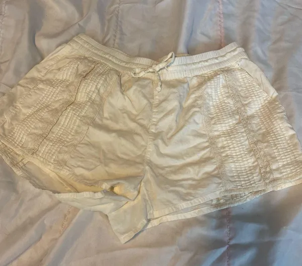 Aerie white flowy shorts  - Image 3