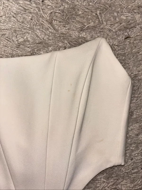 Trendyol White Structured Strapless Crop Top Size 2 - Image 4