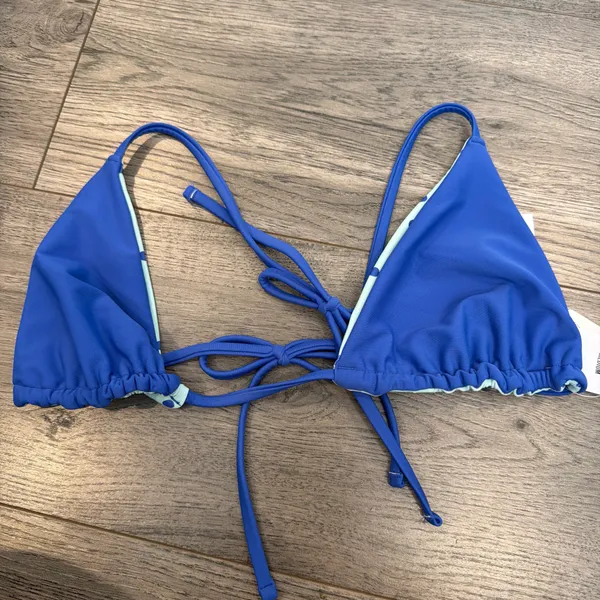 Hollister reversible polkadot swimsuit - Image 4