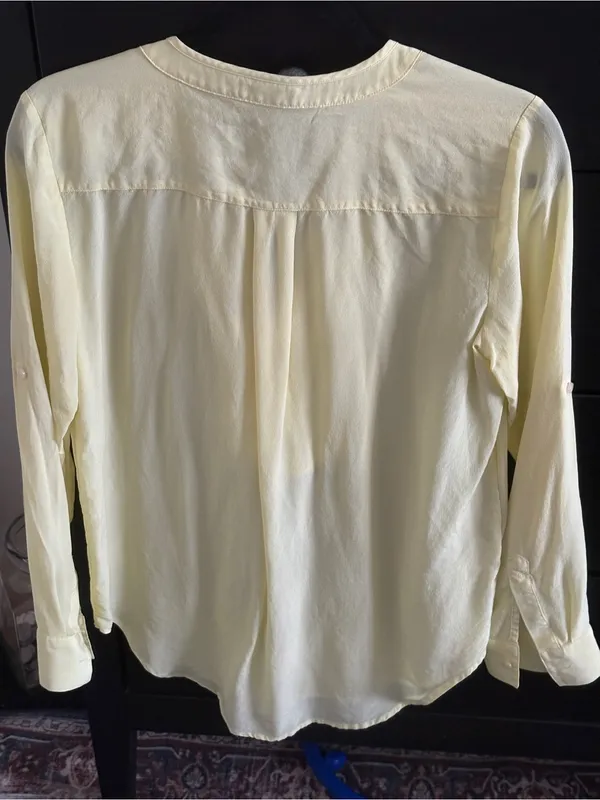 Ann Taylor Women’s Yellow Split-Neck Blouse 100% Silk EUC - Image 4