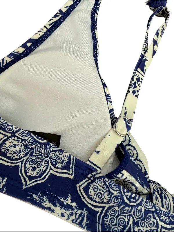 Urban Outfitters Navy and Cream High Waisted Bikini Set - Image 4