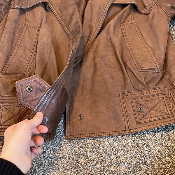 [G-III Global Identity] Vintage Brown Bomber Leather Jacket-Medium - Image 12