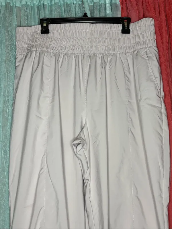 Nike White Elastic-Waist Athletic Pants - Image 3