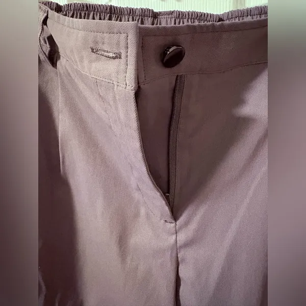 HALARA Charcoal Women's Cargo Trousers NWT - Image 4