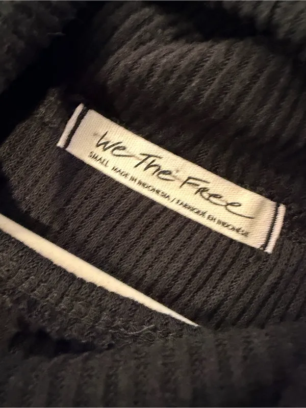 We The Free Free People Size S Black Oversized Cowl Neck Split Back Sweater - Image 8