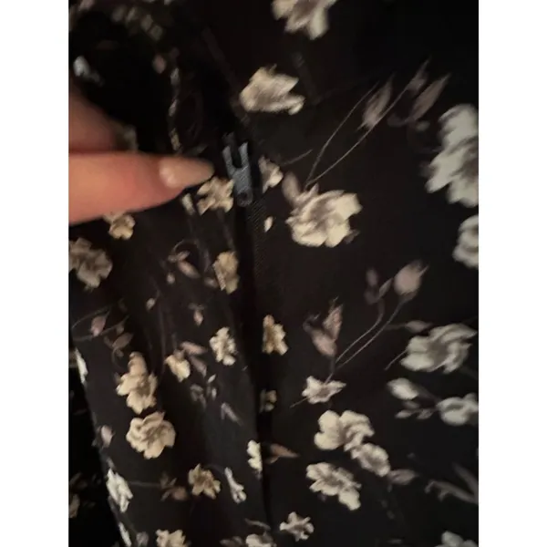Vestique Black White Romper Women's Sz Small - Image 9