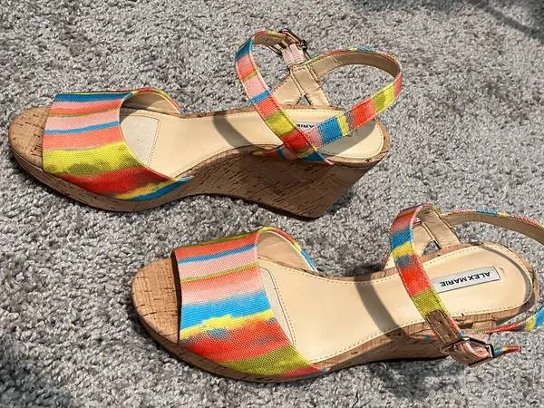 Alex Marie Peep Toe Heels 7.5 - Image 3
