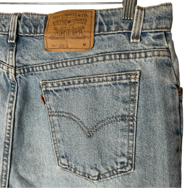 Levi’s Vintage Orange Tab 9922 Tapered Fit Tapered Leg Light Wash Size 18 - Image 8