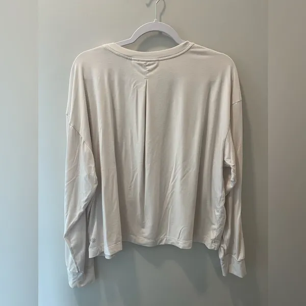 Long Sleeve - Image 2