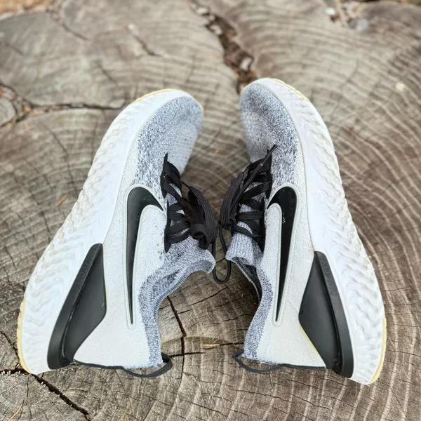 Nike Epic React Flyknit 2 White Black Oreo women Size 8.5 Running Sheos - Image 6