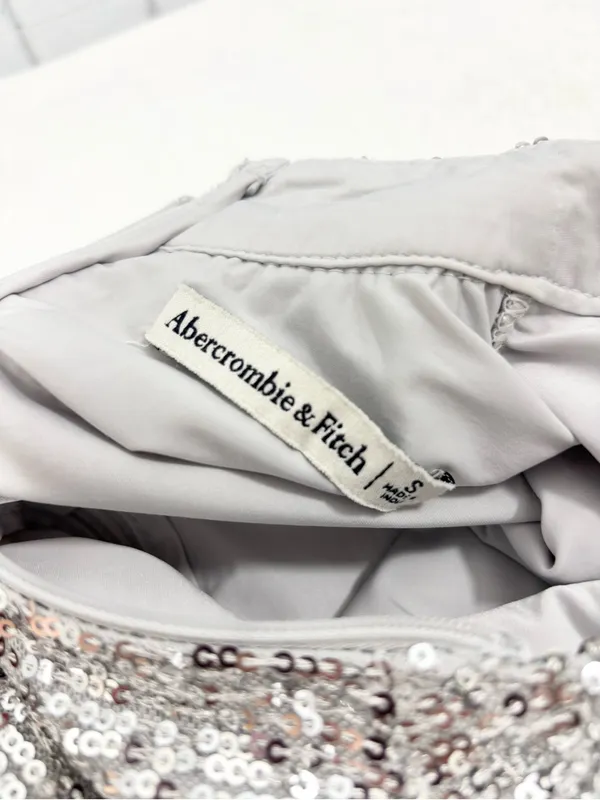 Abercrombie & Fitch Silver Shimmering Sequin Long Sleeve Mini Dress Size S - Image 11
