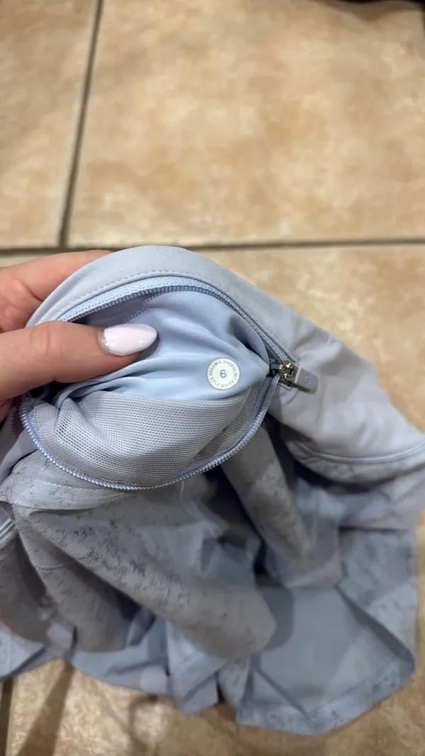 Lululemon Shorts 2.5" Speed Up - Image 4