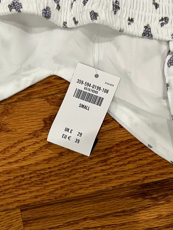 Hollister NWT White Floral Mini Dress S - Image 5