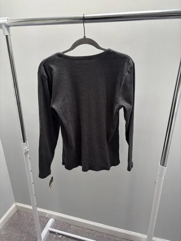 Mountain Ridge Women’s Gray Ribbed Long Sleeve Top Size M - Image 4