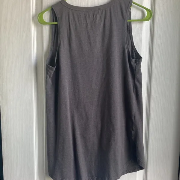 Disney Mickey Mouse sleeveless top with split side hem M - Image 5