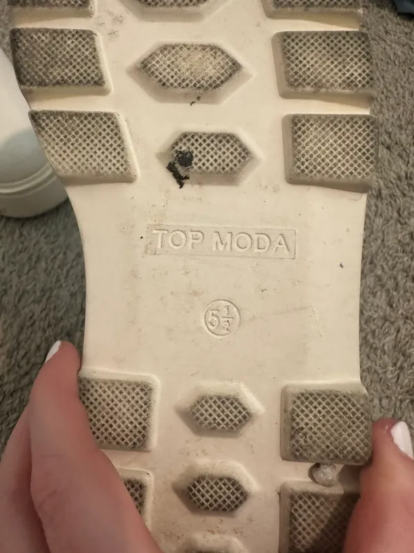 boutique boots Size 5.5 - Image 5