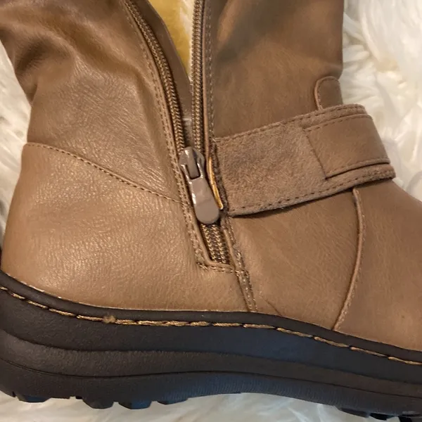Dream Paris Beautiful Women’s Boots Brand New size 10 - Image 6