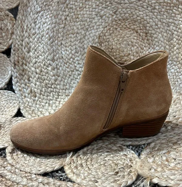 JACK Roger Booties - Image 3