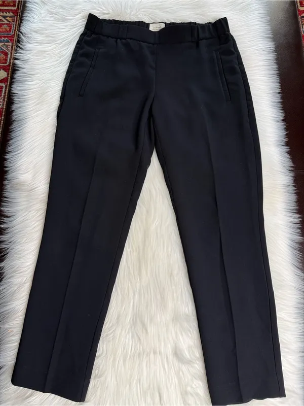 Wilfred Aritzia Black Darontal Crepe Cropped Trousers - Image 2