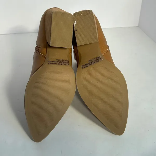 Dolce Vita Kirby Tan Perforated Ankle Boots Women's Size 9 Stacked Heel‎ - Image 9